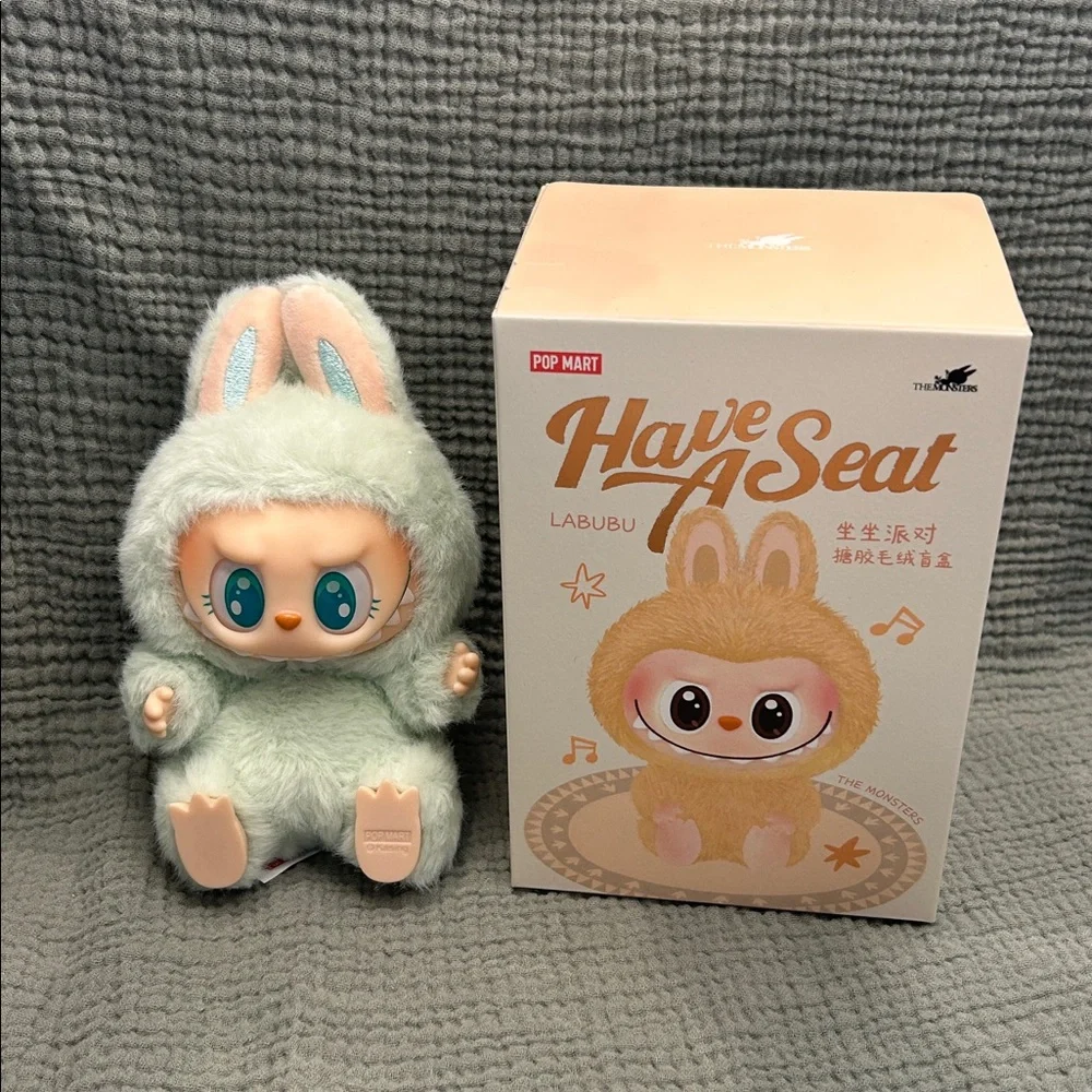 Pop Mart Labubu Have A Seat- QuQu - green NEW - Picture 2 of 5